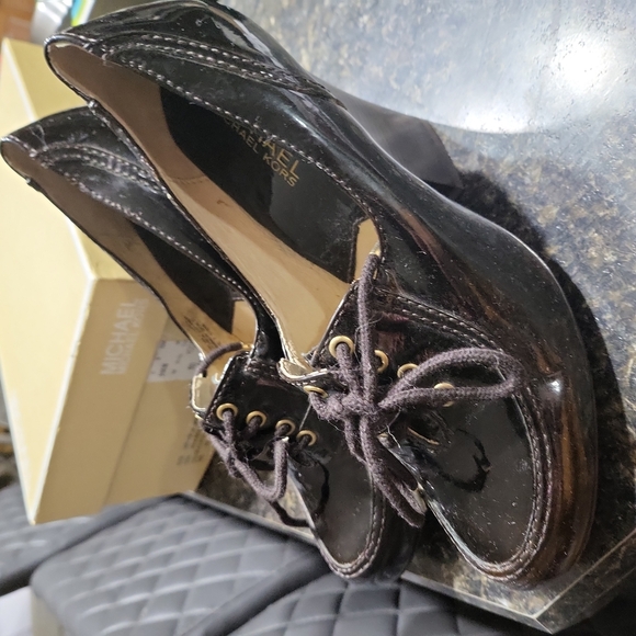 Michael Kors black pumps new size 7 - Picture 5 of 6